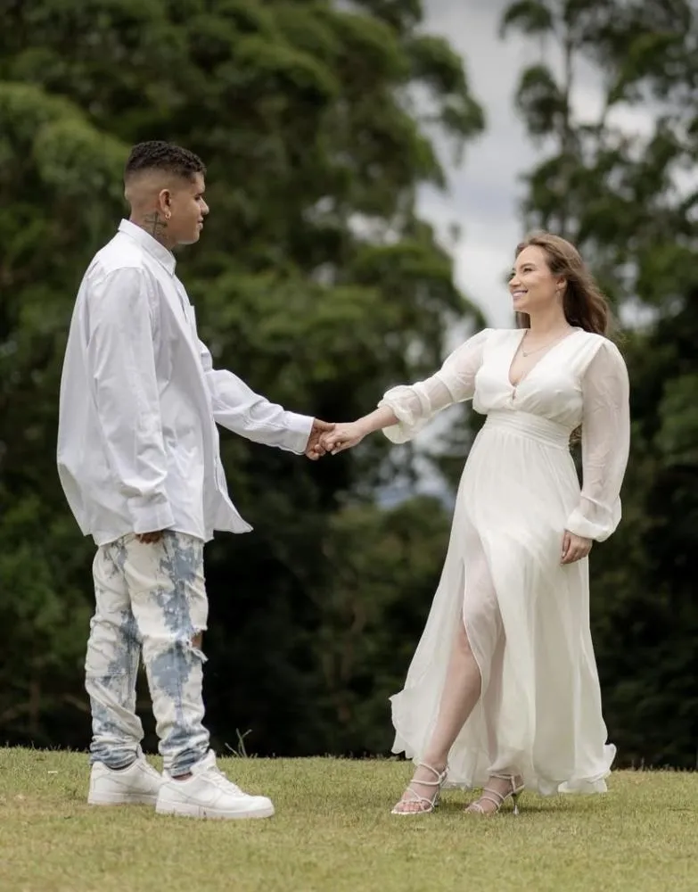 Nora de Rodriguinho promete barrar quem não foi convidado para casamento 