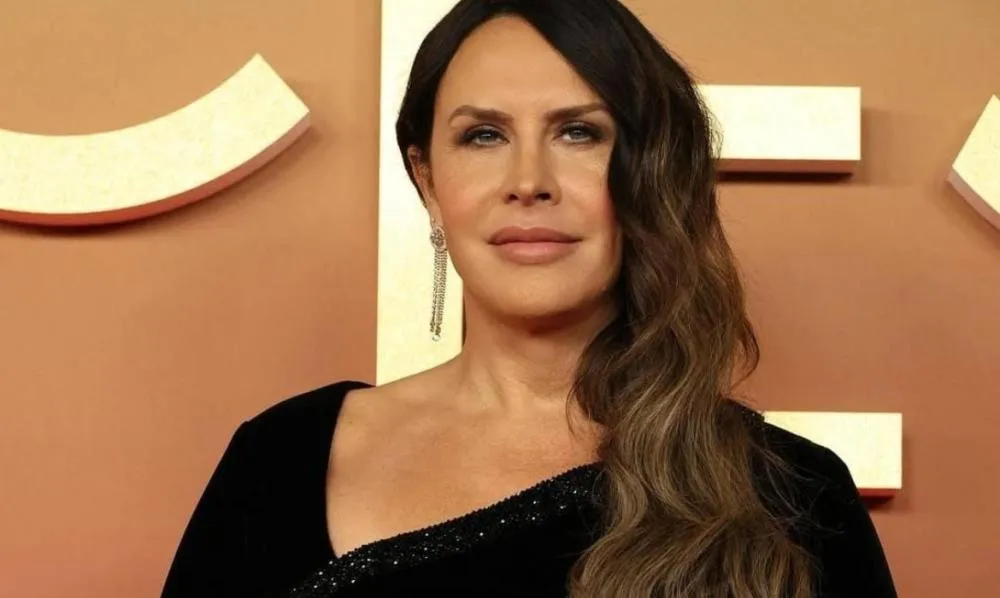 Karla Sofía Gascón, atriz de 'Emilia Perez', afirma que estava chapada durante o Oscar