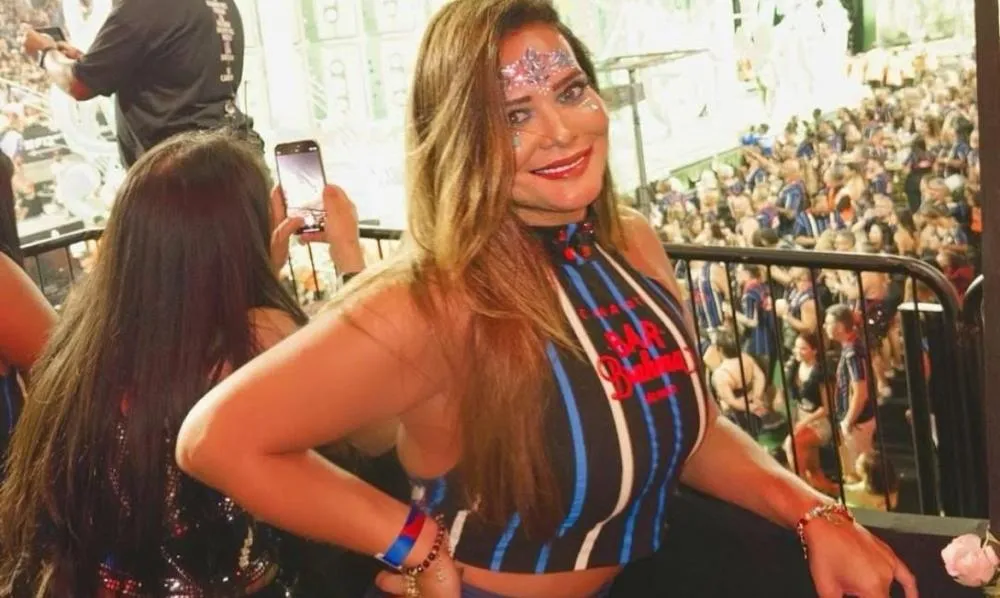 Geisy Arruda revela que está há 50 dias sem beijar na boca: “Esqueci como faz”