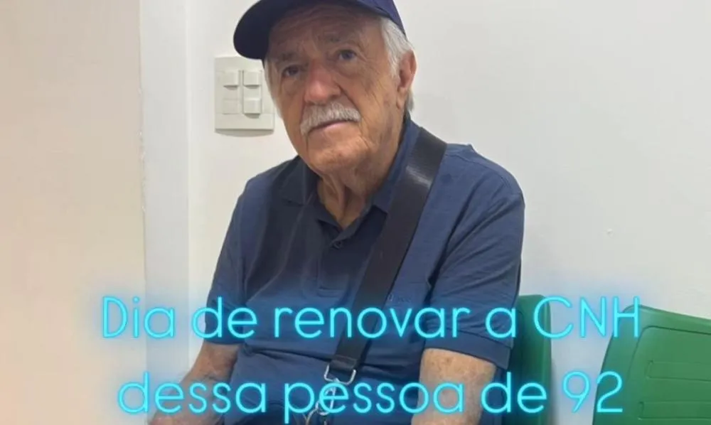 Aos 92 anos, Ary Fontoura renova sua carteira de motorista: “Dirijo bem há 50 anos”