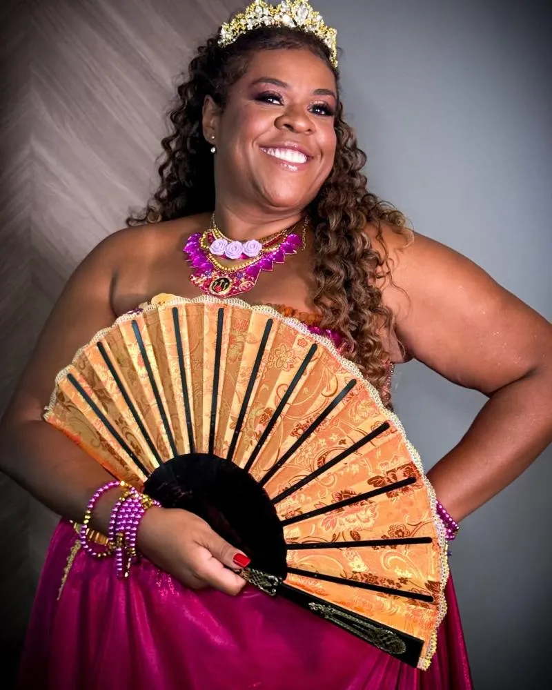 Cacau Protásio desabafa sobre críticas a famosas e questiona “Quem disse qual é o corpo perfeito?”