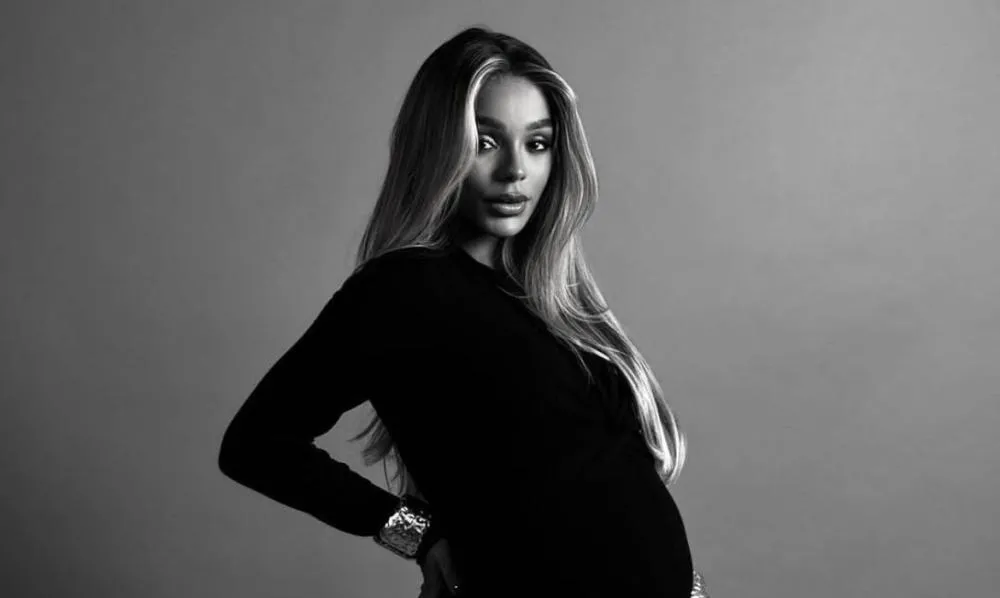 Em novo ensaio, Brunna Gonçalves exibe barrigão da gravidez de sua 1ª filha com Ludmilla
