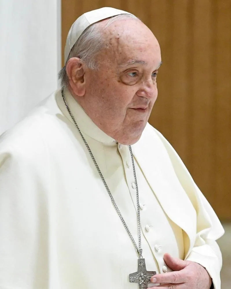 Papa Francisco registra melhora gradual no ponto de vista respiratório e segue em recuperação, diz nota