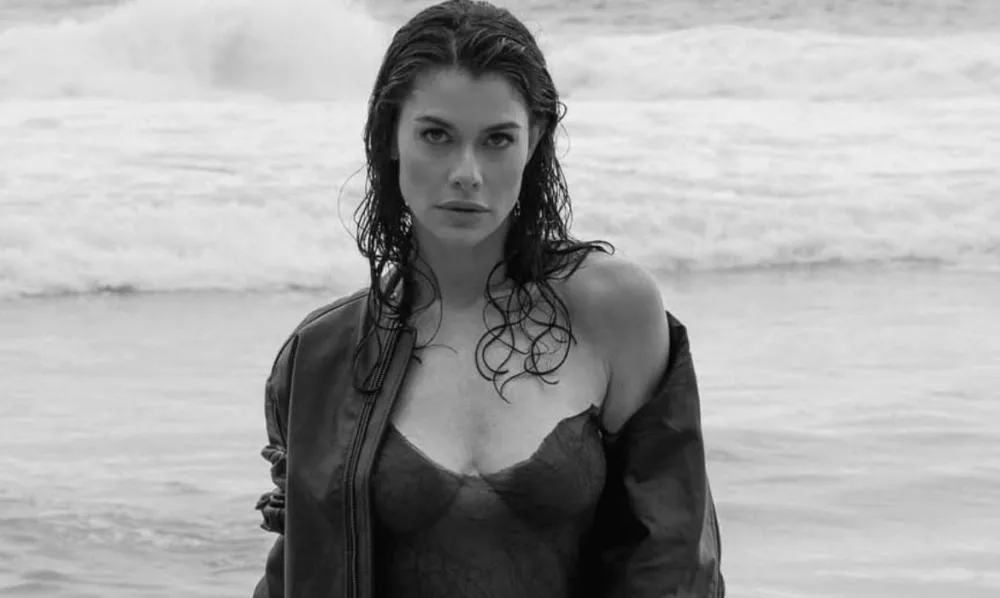 Alinne Moraes exibe novo visual em passeio com a família; veja