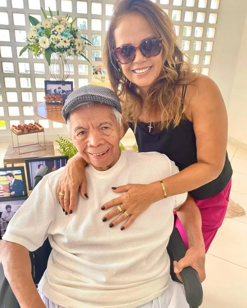 Após alta hospitalar, Roque comemora 88 anos cercado de familiares e amigos