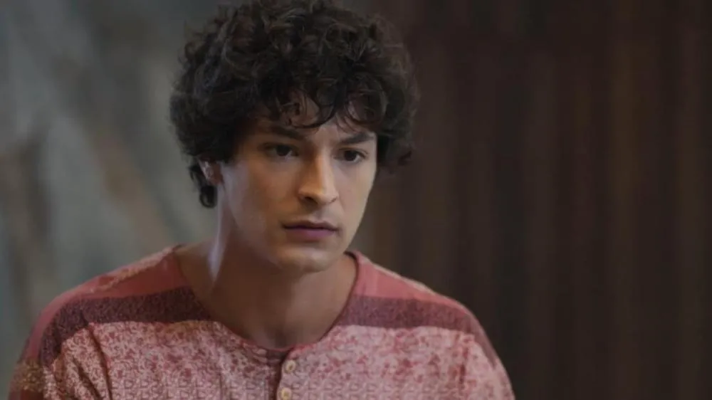 Pedro Waddington: Conheça o ator que interpreta Tiago em Vale Tudo