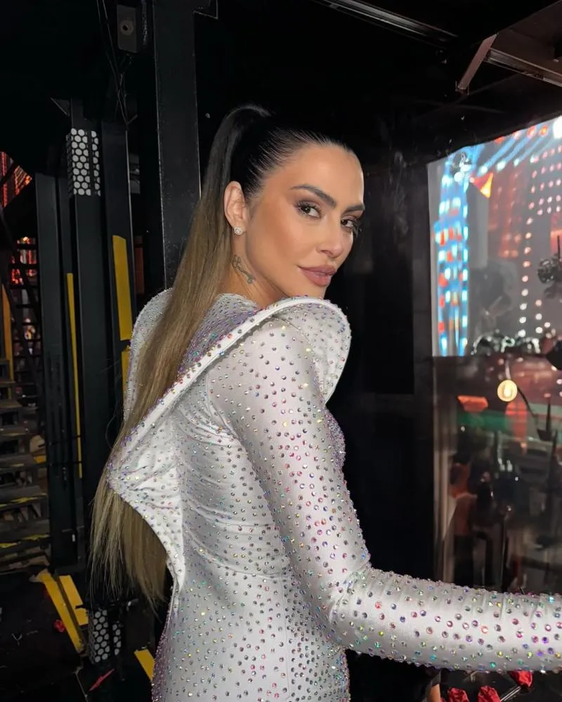Cleo cancela show por recomendação médica “Eu estou sem voz”