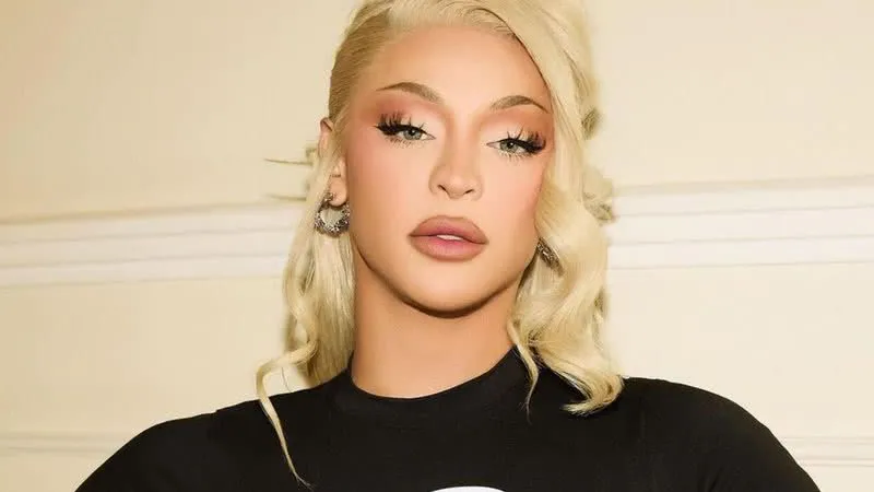 Famosos casados já deram em cima de mim, diz Pabllo Vittar