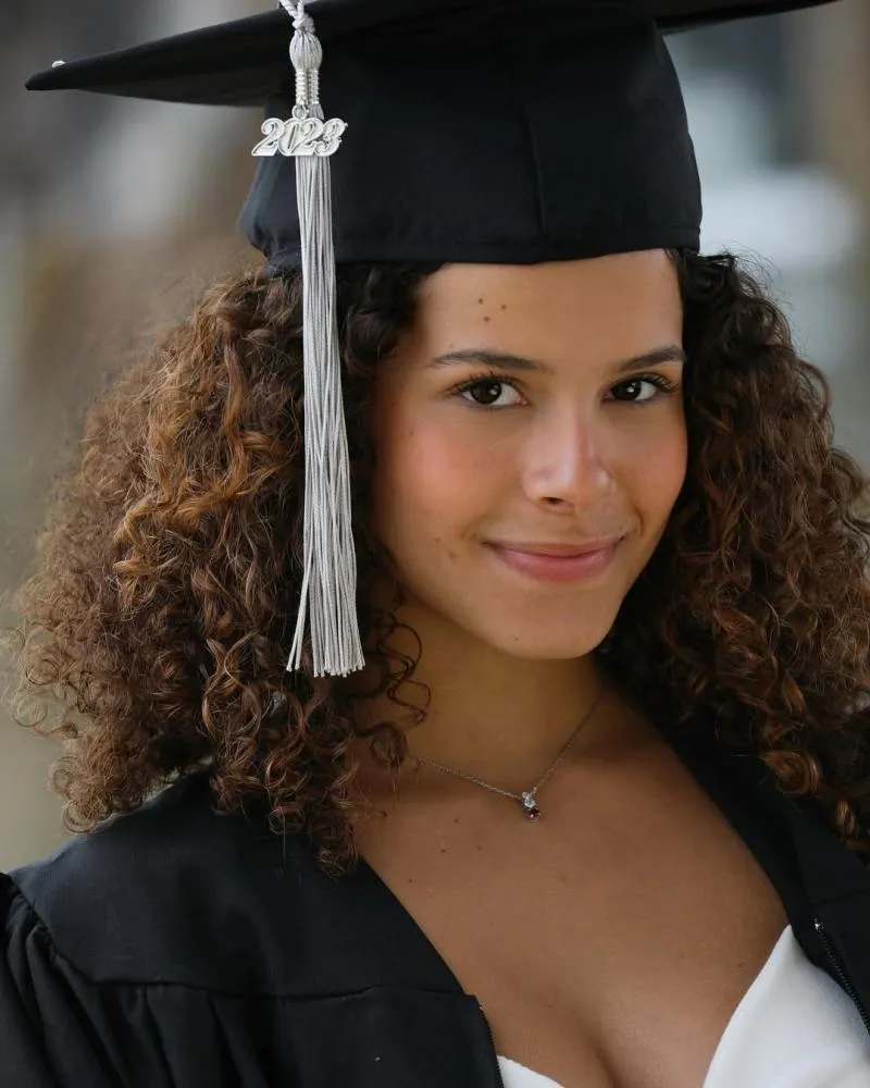 Ex-Chiquitita Gabriella Saraivah é aprovada em universidade renomada dos EUA