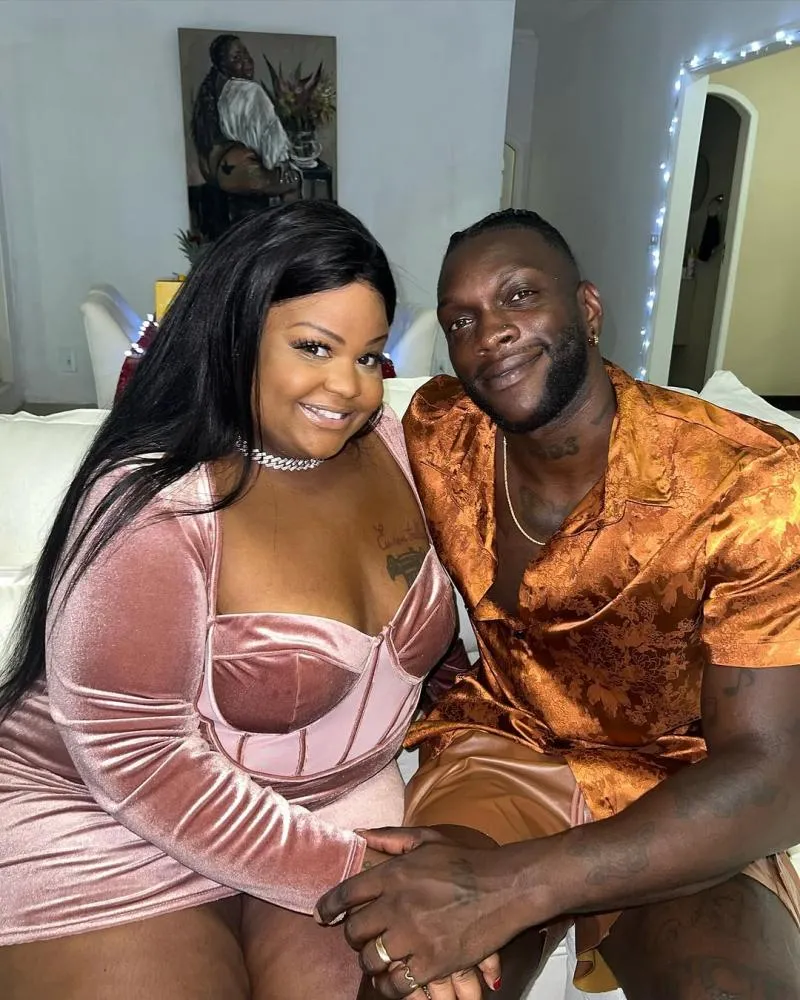 MC Carol anuncia fim do casamento, e Cosme Santiago dispara “Estou muito feliz”