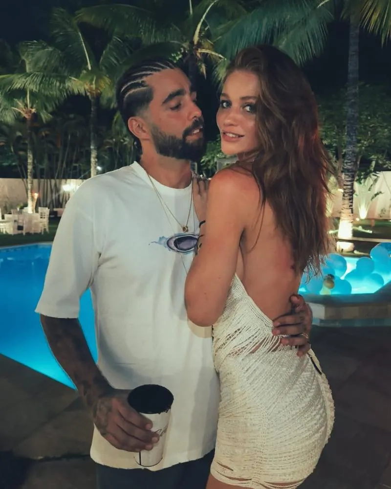 Cíntia Dicker celebra 4 anos de casamento com Pedro Scooby em clima de romance