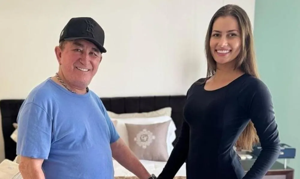 Para melhorar ainda mais a lua de mel, médico de Amado Batista afirma que deu um 'plus' na testosterona do cantor