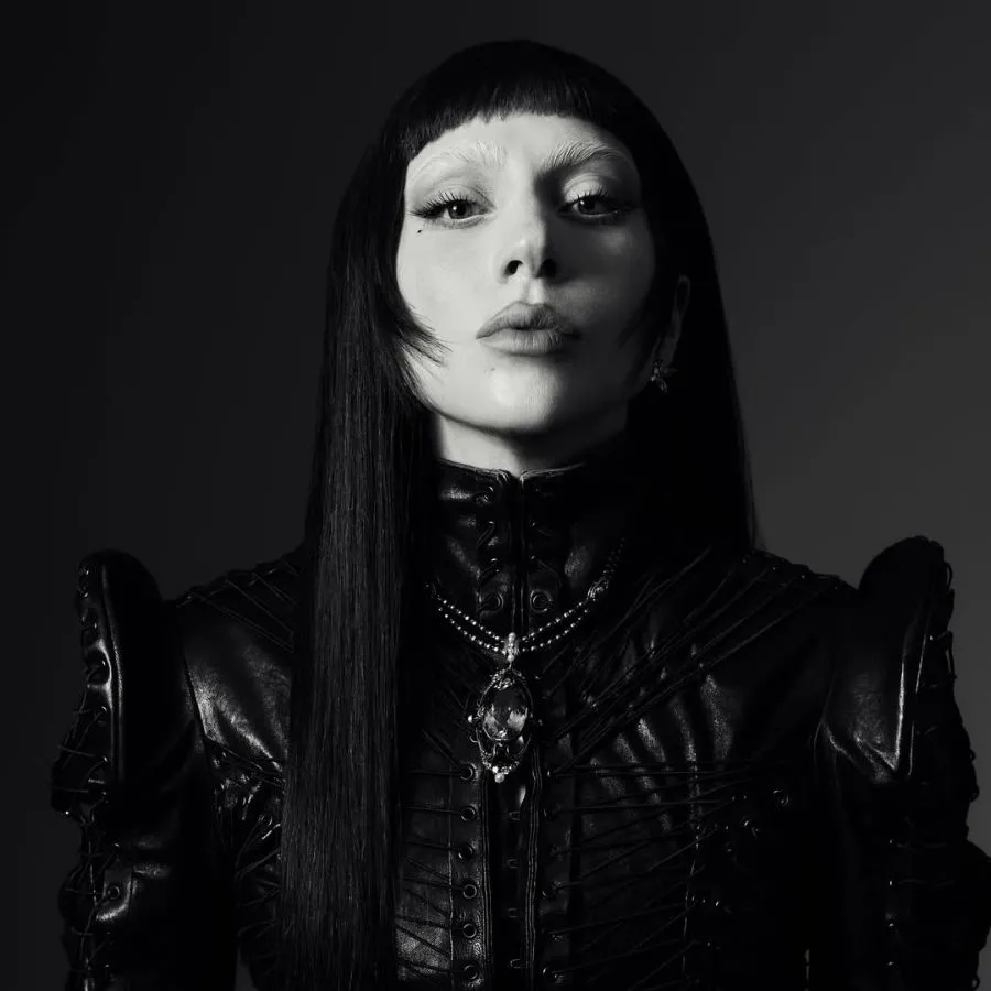 Lady Gaga chega ao Rio de Janeiro para show gratuito em Copacabana