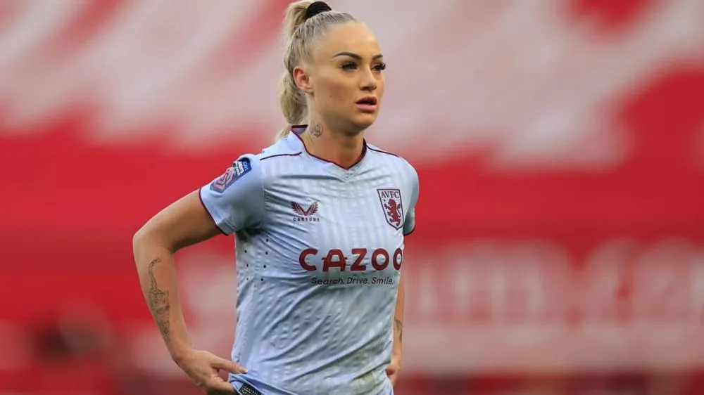 Alisha Lehmann: fenômeno das redes e estrela do futebol feminino