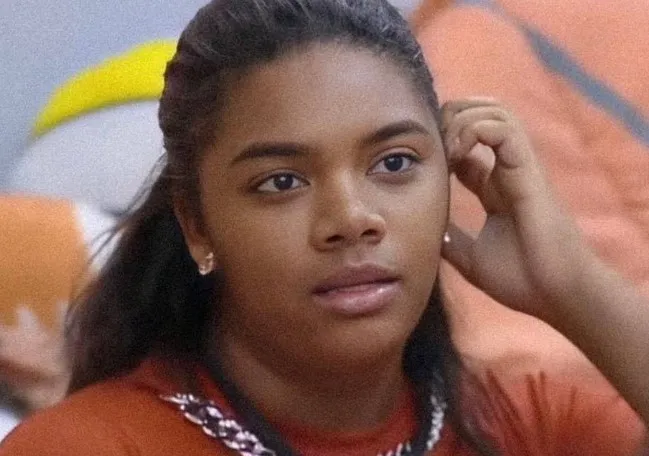 Raquel Brito, irmã de Davi Brito, expõe vida sexual e detalhes chocam a internet: ‘Nunca usei camisinha, não parece um sac*’