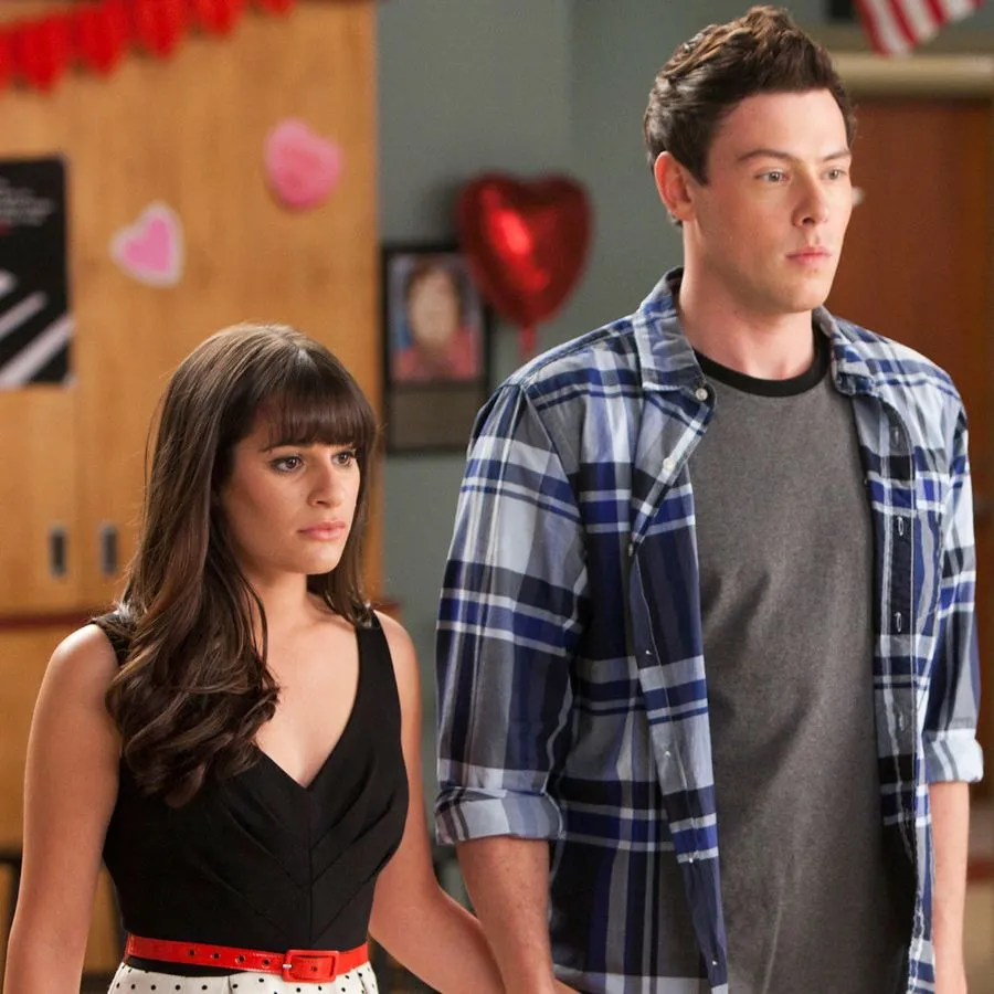 Lea Michele, de 'Glee', relembra terror em sua casa após a morte de Cory Monteith