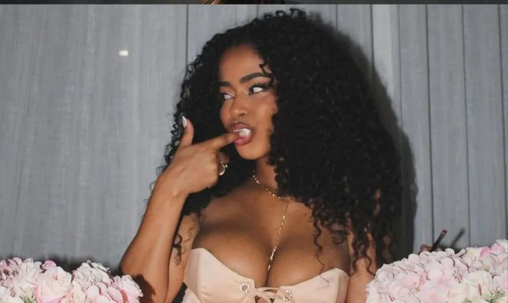 “Não é legal ter o peito gigante”, desabafa Lorena Maria sobre as mudanças em seu corpo após gravidez de Rás