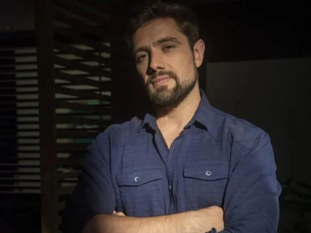 Rafael Cardoso desabafa sobre saudade dos filhos e mostra exames cardíacos