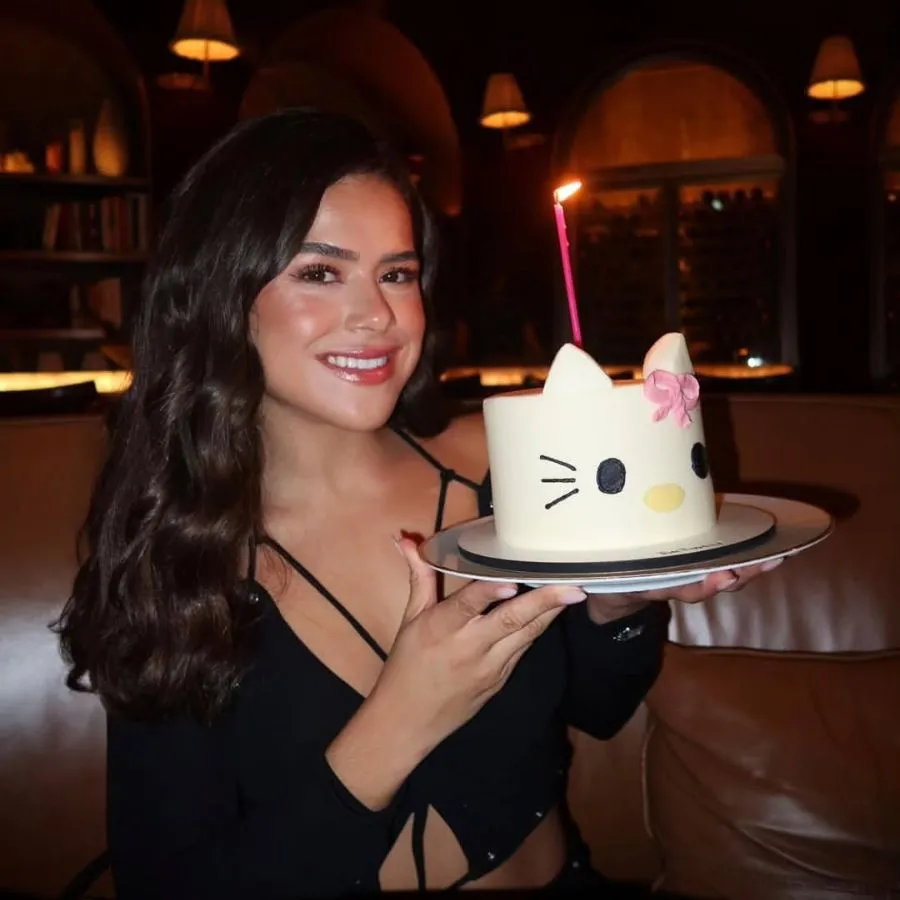 Maisa celebra aniversário de 23 anos com festa simples e íntima