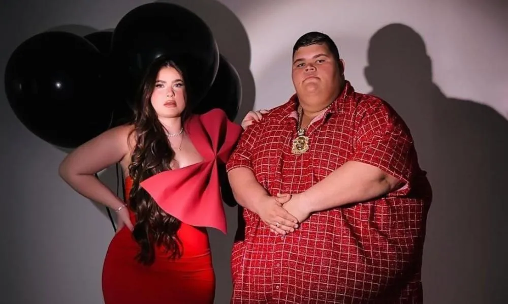 Solteiro! Gordão da XJ anuncia fim do namoro com influenciadora