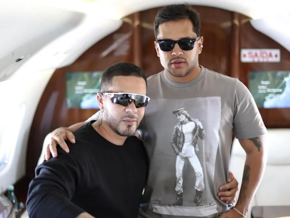 Carlinhos Maia e Lucas Guimarães revelam detalhes sobre intimidade e relacionamento de 15 anos