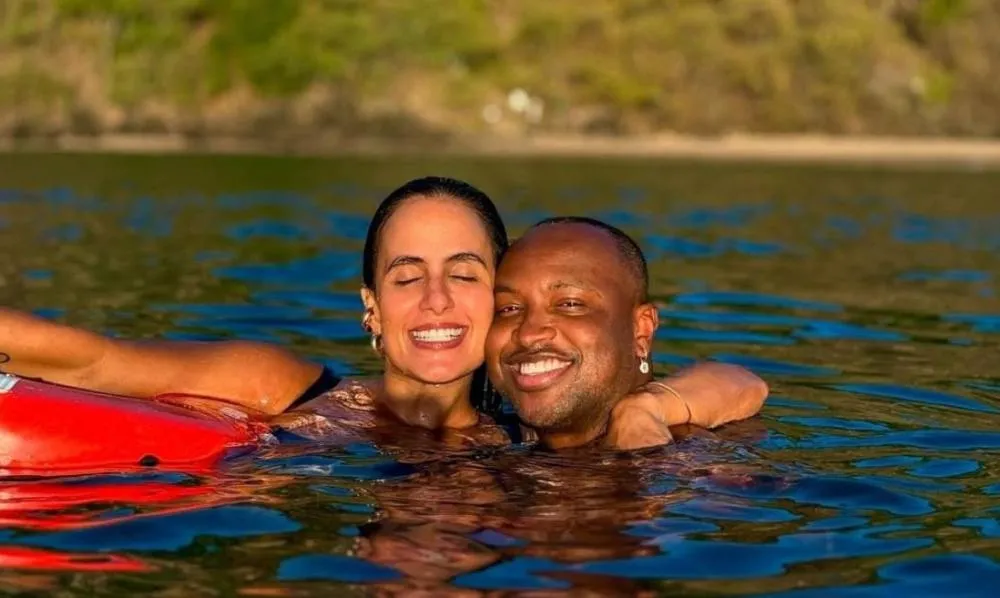 Grávida de Bento, Carol Peixinho revela álbum de viagem inédito ao lado de Thiaguinho; veja