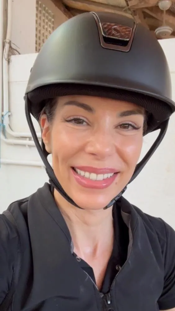 Ana Furtado atualiza estado de saúde após fraturar costelas em queda de cavalo