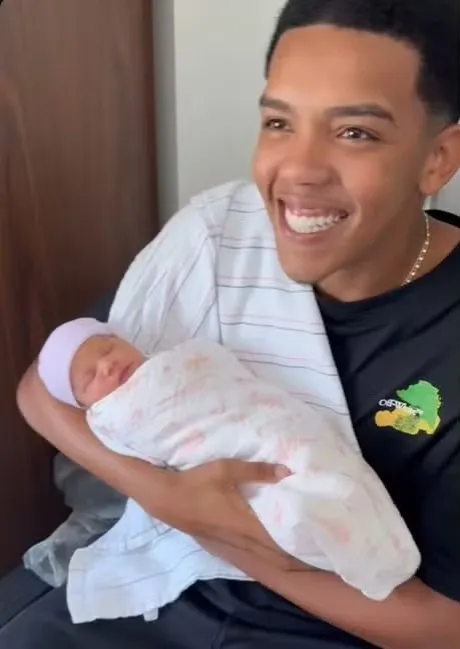 Irmão de Ludmilla compartilha momento com Zuri, filha da cantora com Brunna Gonçalves