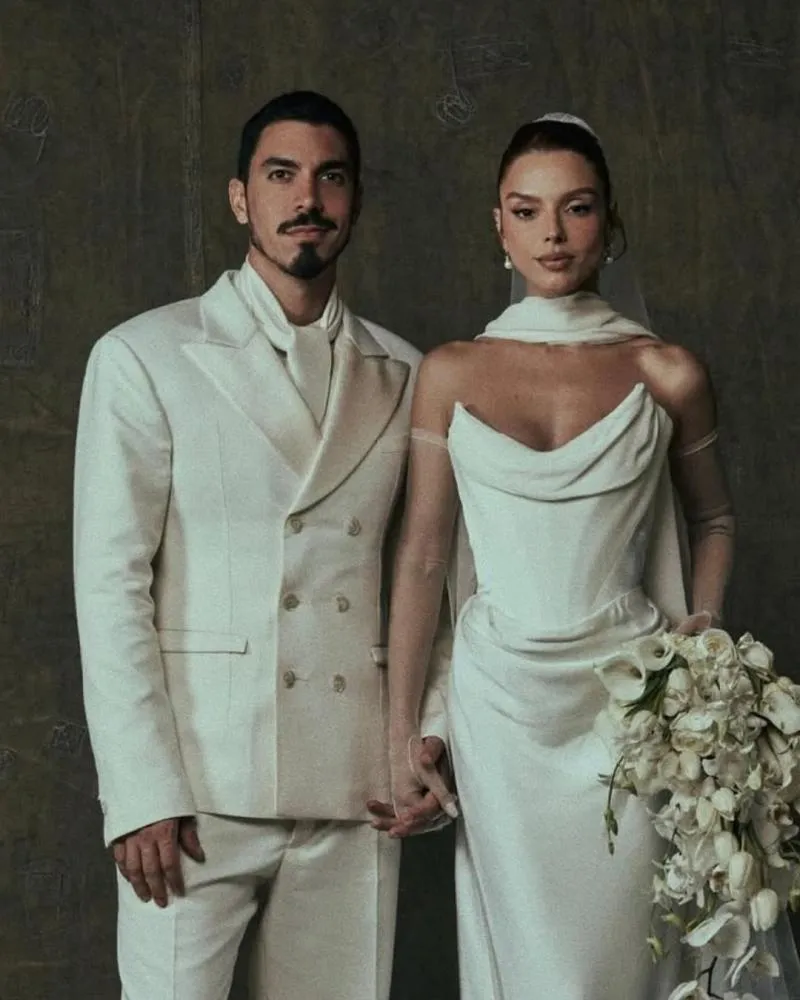 Giovanna Lancellotti e Gabriel David se casam no Cristo Redentor e registros tomam a web