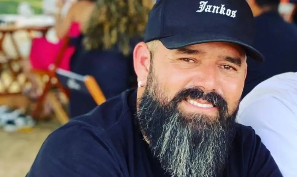 Após passar mal durante show, cantor de forró morre precocemente aos 42 anos; entenda