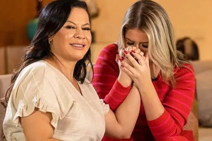 Dona Ruth, mão de Marilia Mendonça, diz que o neto, Léo, já entende a morte da mãe e que o vê cantando as músicas dela no futuro; comentário dividiu a web 