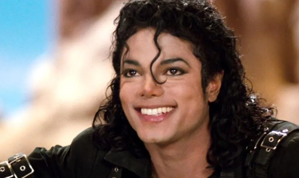 Michael Jackson: 16 anos de saudade do Rei do Pop que nunca saiu de cena