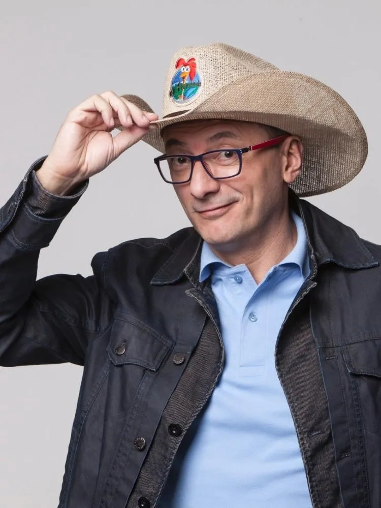 Após sete temporadas à frente de A Fazenda, Britto Jr. comenta possível retorno ao reality — agora como participante