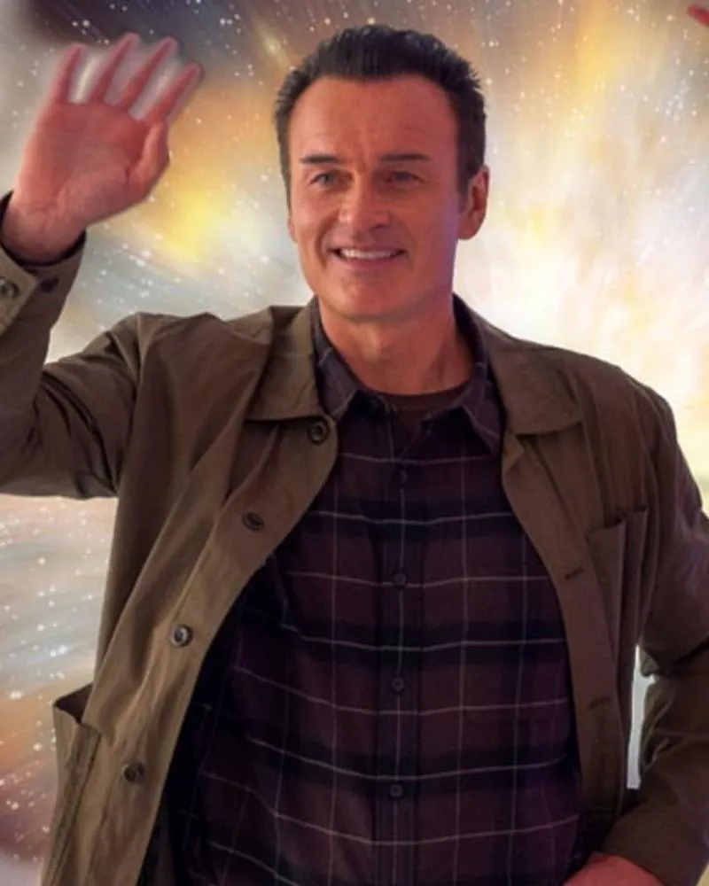 Morre Julian McMahon, o Doutor de Destino de “Quarteto Fantástico”, aos 56 anos