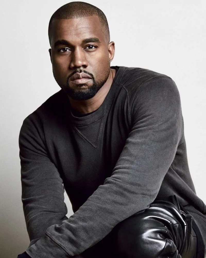 Ex-assistente acusa Kanye West de agressão sexual e de oferece-la como “presente sexual”