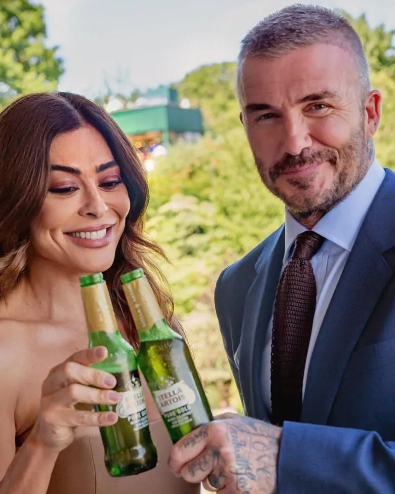 Juliana Paes e David Beckham se encontram durante torneio de tênis em Londres