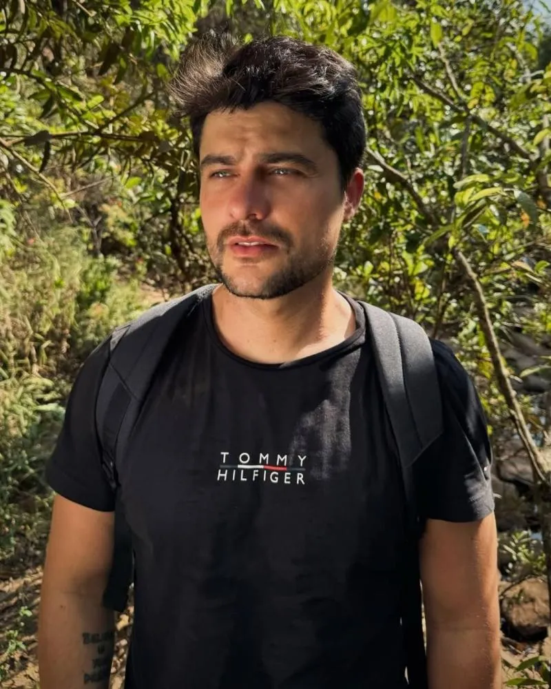 Astro de 'Malhação' diz que rótulo de galã é uma prisão: “Já me limitou”