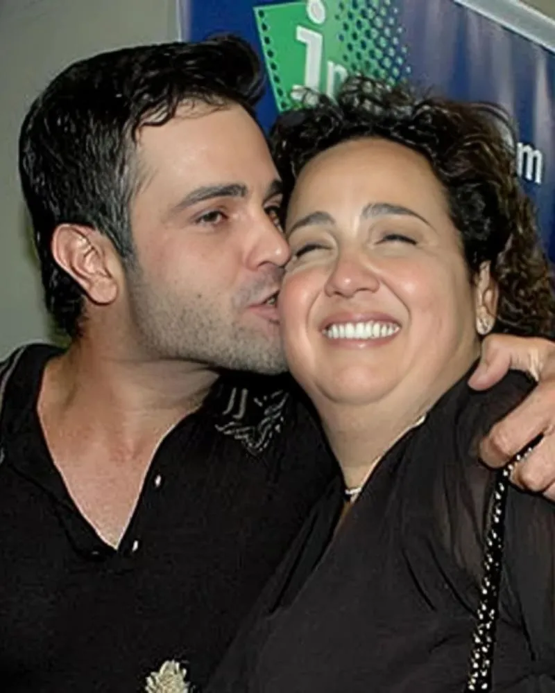 Rodrigo Phavanello desabafa sobre preconceito durante namoro com Claudia Jimenez: “Sofri até com a minha família”