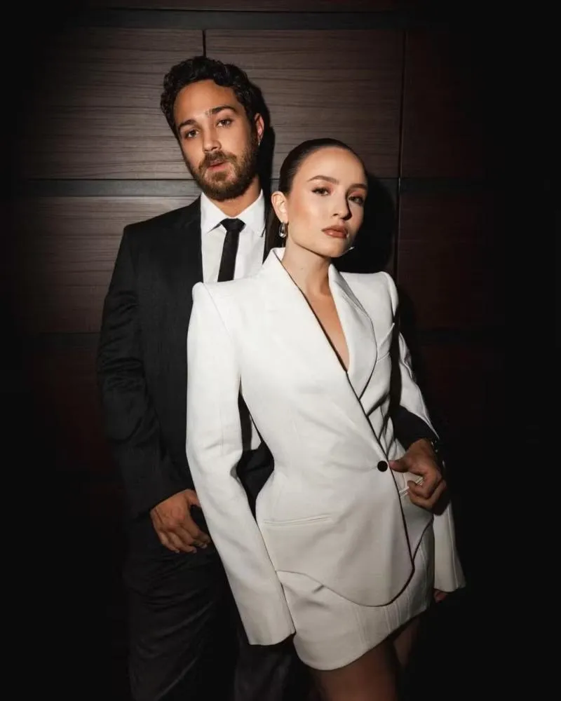 Larissa Manoela e André Luiz Frambach comemoram três anos de relacionamento