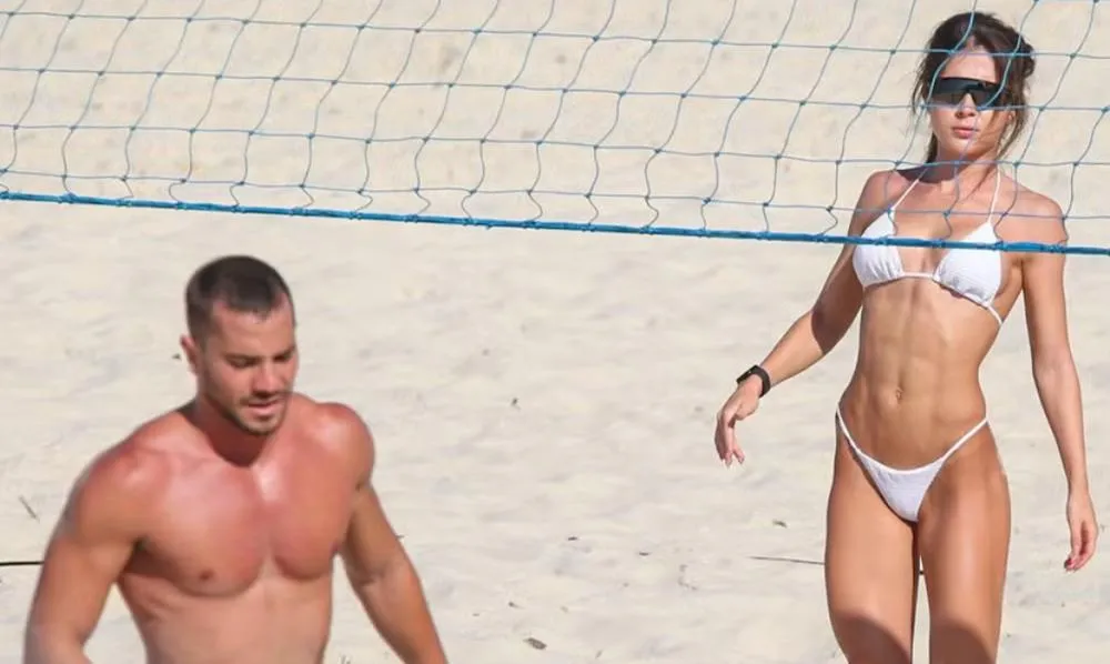 André Lamoglia e Jade Picon praticam futevôlei juntos em praia carioca; veja