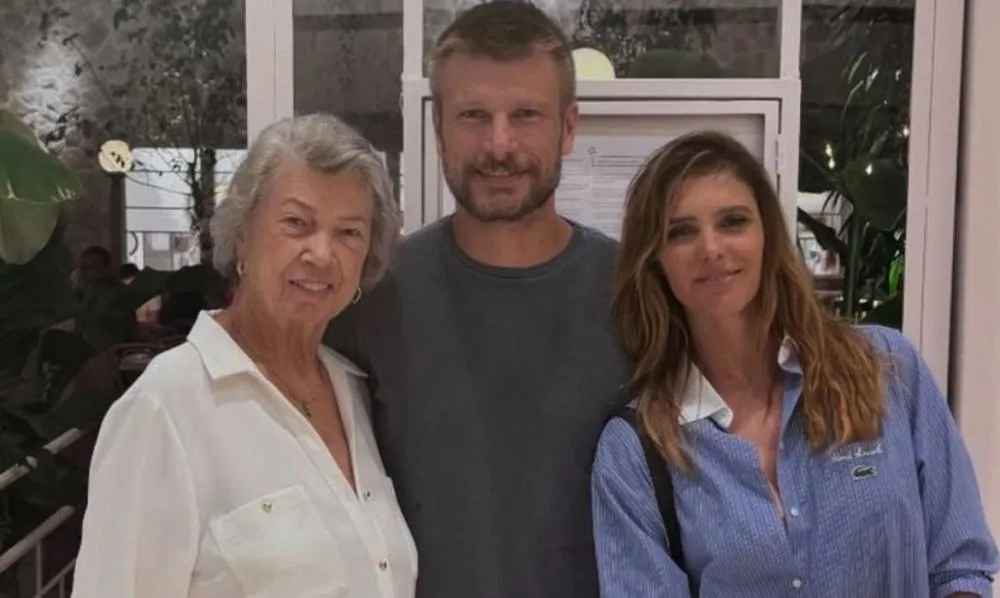 Fernanda Lima se despede e lamenta morte da sogra: “Todo dia cai uma lágrima”