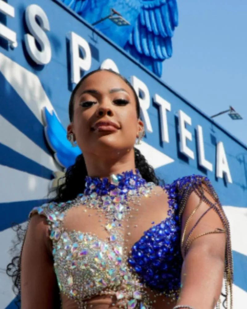 Cantora Marvvila é anunciada como nova musa da Portela para o Carnaval 2026