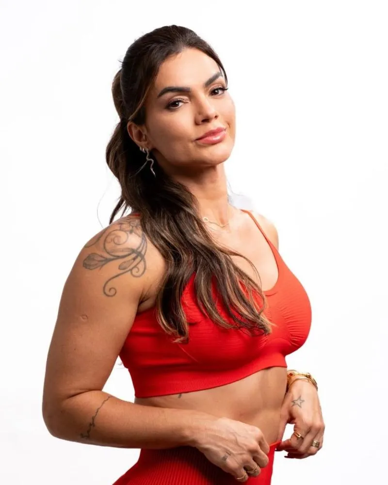 Kelly Key desabafa sobre a vida fitness: “Treinar mudou meu corpo”