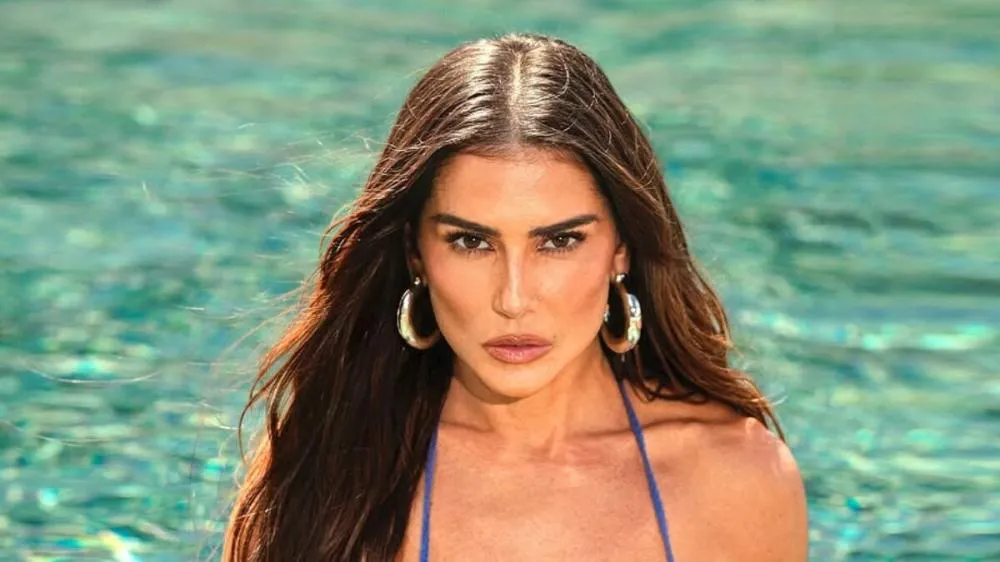 Deborah Secco revela que foi chamada de “feia” por outra atriz “Fiquei arrasada”