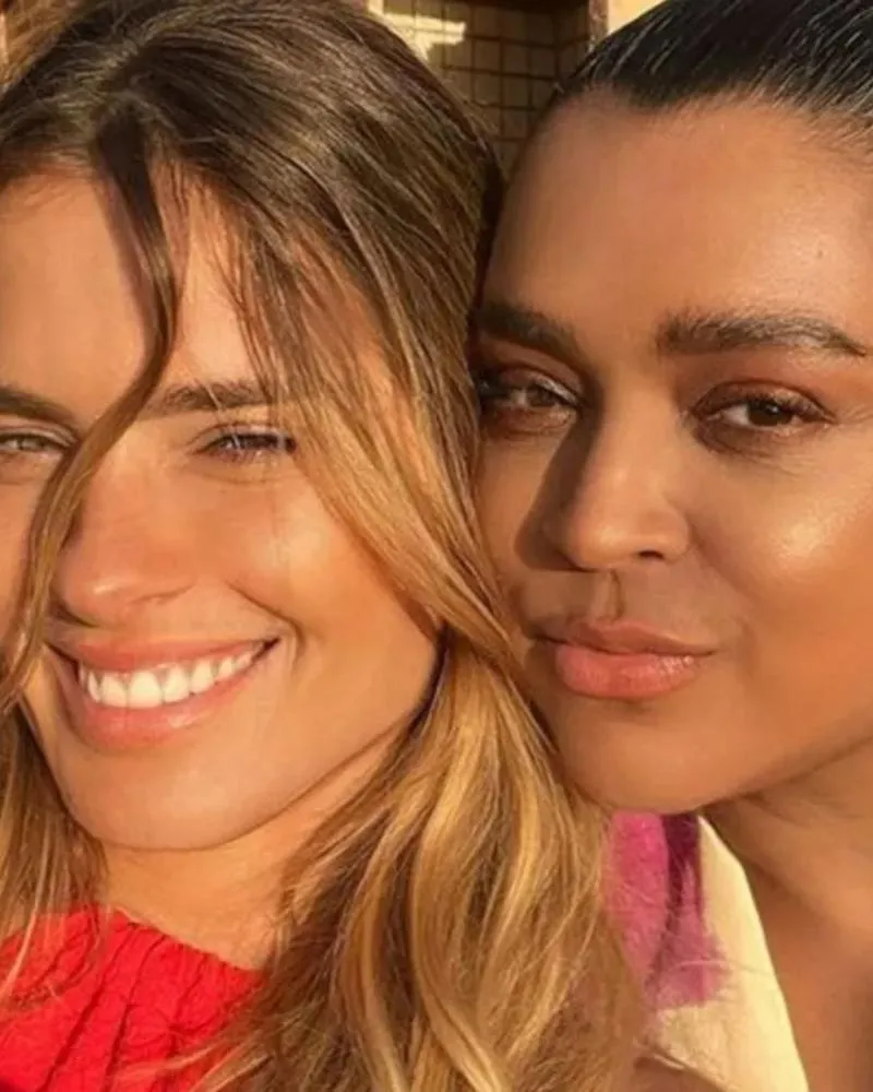 Usando a morte da Preta? Carolina Dieckmann detona oportunistas nas redes