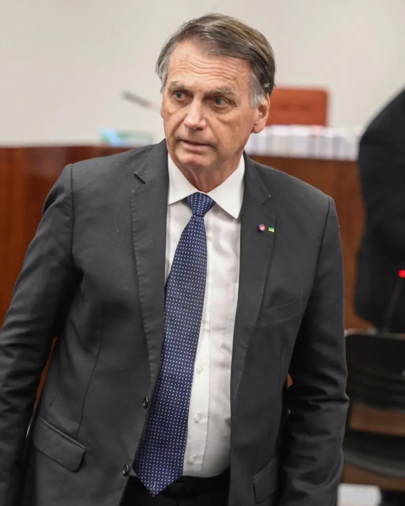 Segundo pesquisa, maior parte da população brasileira é contra prisão domiciliar de Jair Bolsonaro
