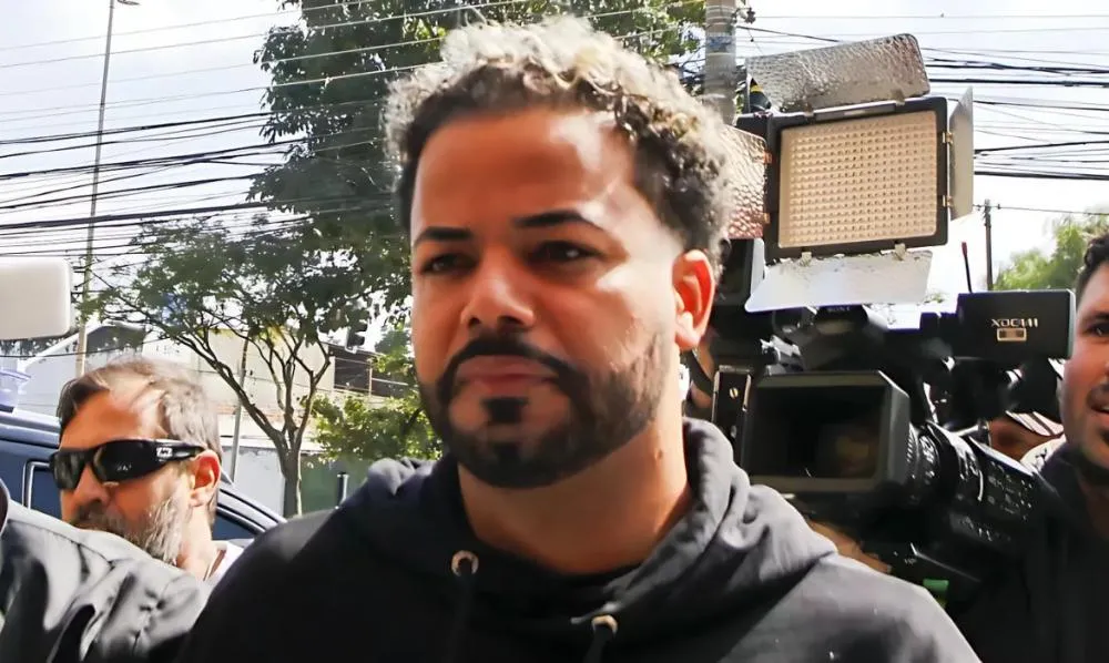 Funcionários alegam que Hytalo Santos recebia malas de dinheiro e joias; entenda