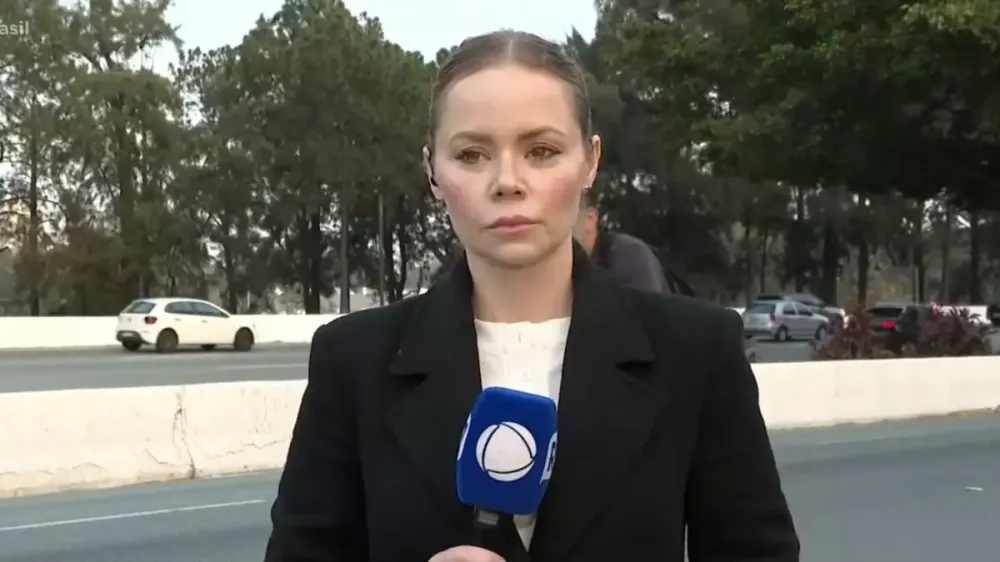 Repórter da Record é assaltada momentos antes de entrar ao vivo em SP