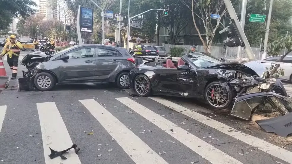 Acidente com Gato Preto e Bia Miranda deixa jovem ferido; pai acusa casal de negligência