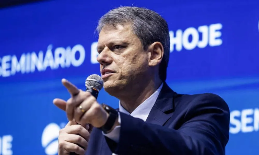 De olho na presidência, Tarcísio mira 2026 com proposta de governo mais enxuto: “40 anos em 4”